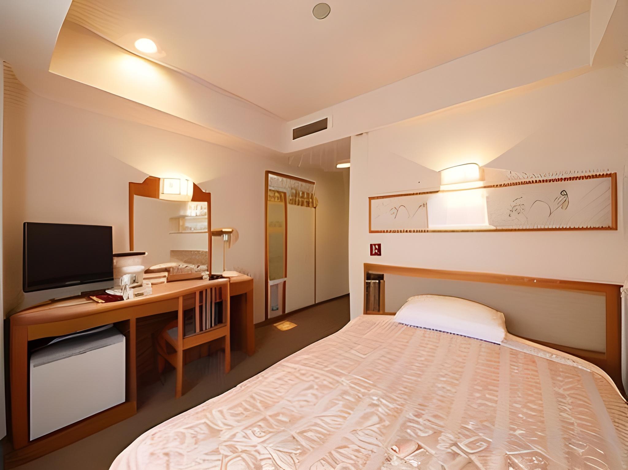 Room, Single, Double Bed, Smoking