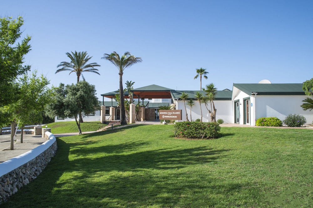 Pierre & Vacances Menorca Cala Blanes (ex Roc Cala D’en Blanes Beach Club Aparthotel) 3/69