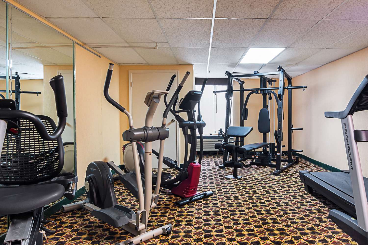 Quality Suites Atlanta Airport East GA 21/43