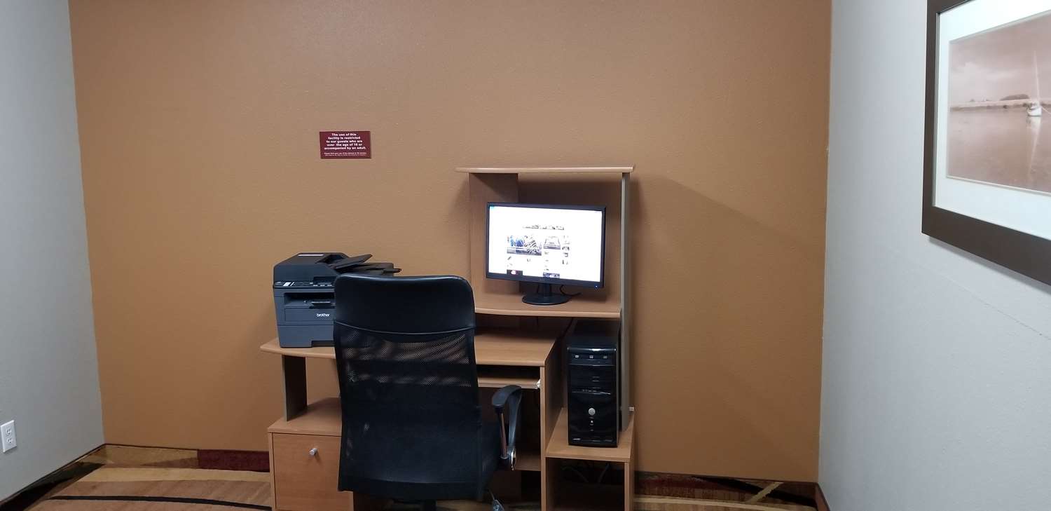 SureStay Plus Hotel By Best Western Lethbridge 16/16
