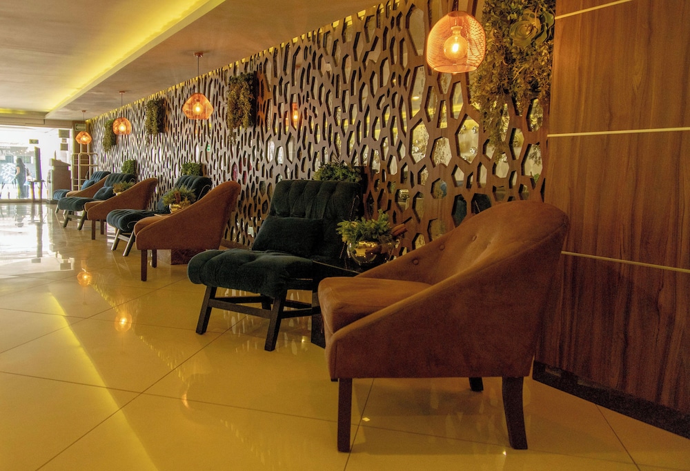 Hotel Dali Ejecutivo 73/86