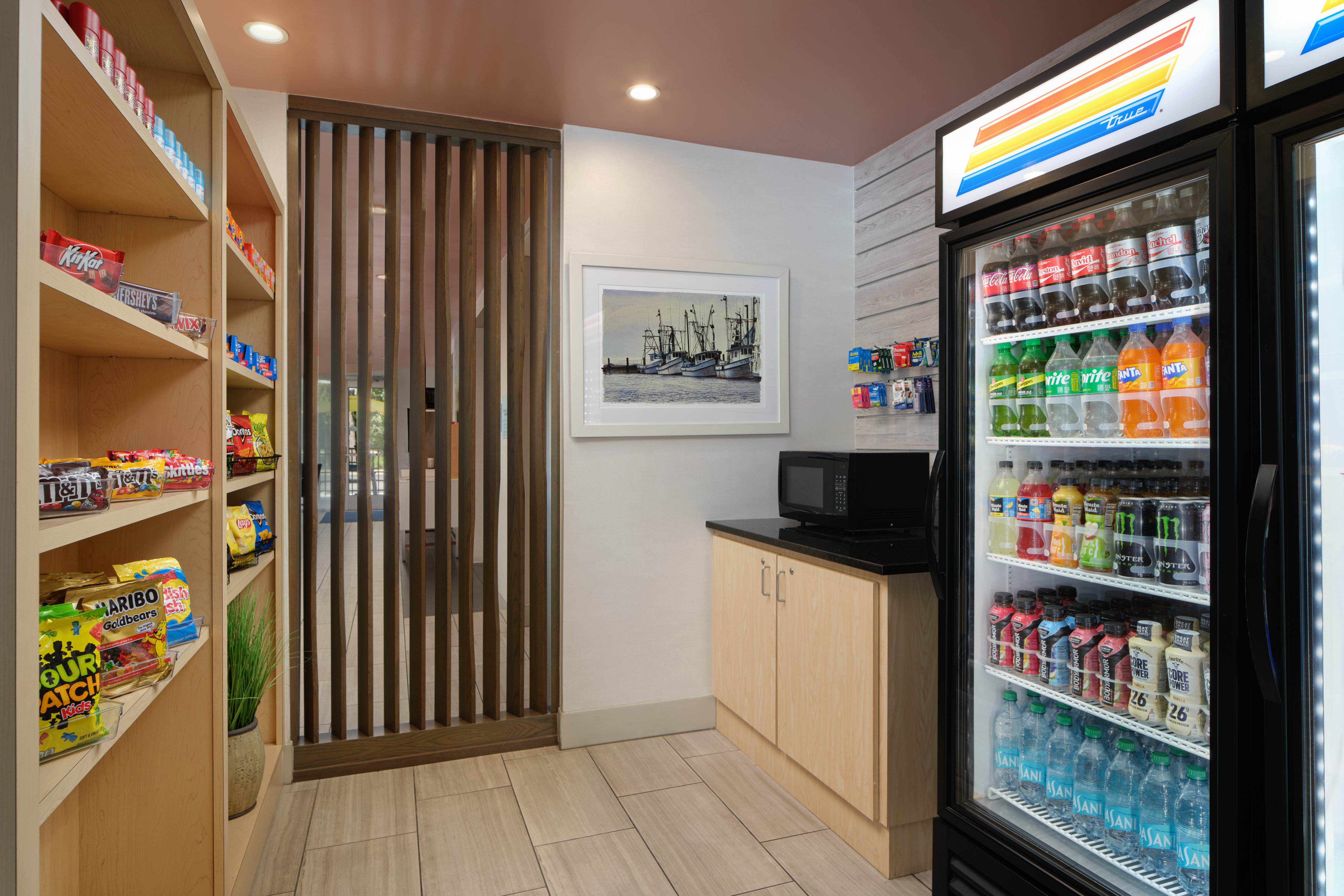 Holiday Inn Express and Suites Brunswick 29/48