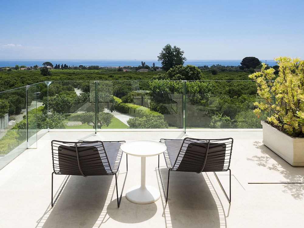 Zash Country Boutique Hotel 56/69