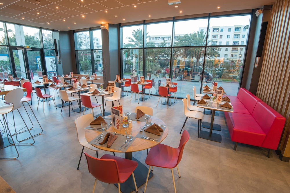 Restaurant-cafeteria