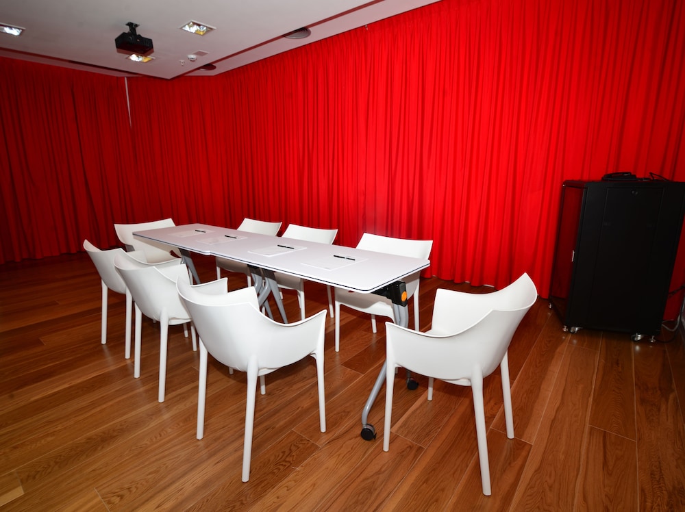 BIT Design Hotel 79/85