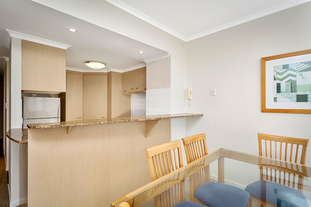 Kirra Beach Apartments 9/78