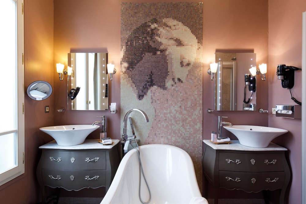 Hotel & Spa Le Grand Monarque, BW Premier Collection 33/68