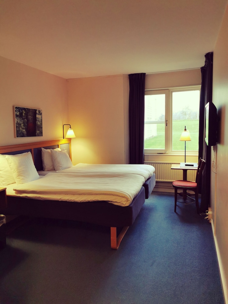 Hotel Erikslund 25/46