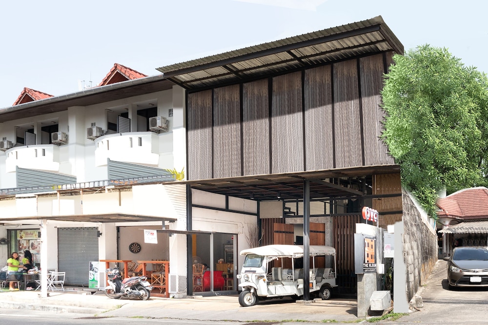 THE ALBUM LOFT @ NANAI ROAD 4/49