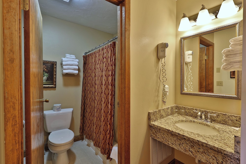 Greenbrier Inn Killington 49/50