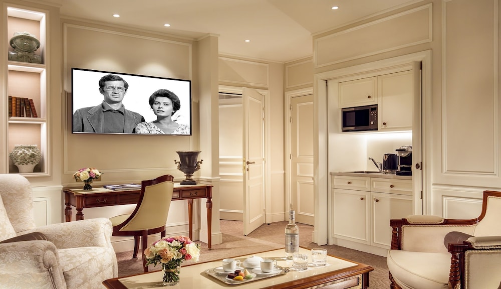 Hotel Splendide Royal Paris 40/58