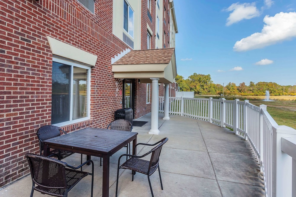 Comfort Suites Suffolk Chesapeake 7/47