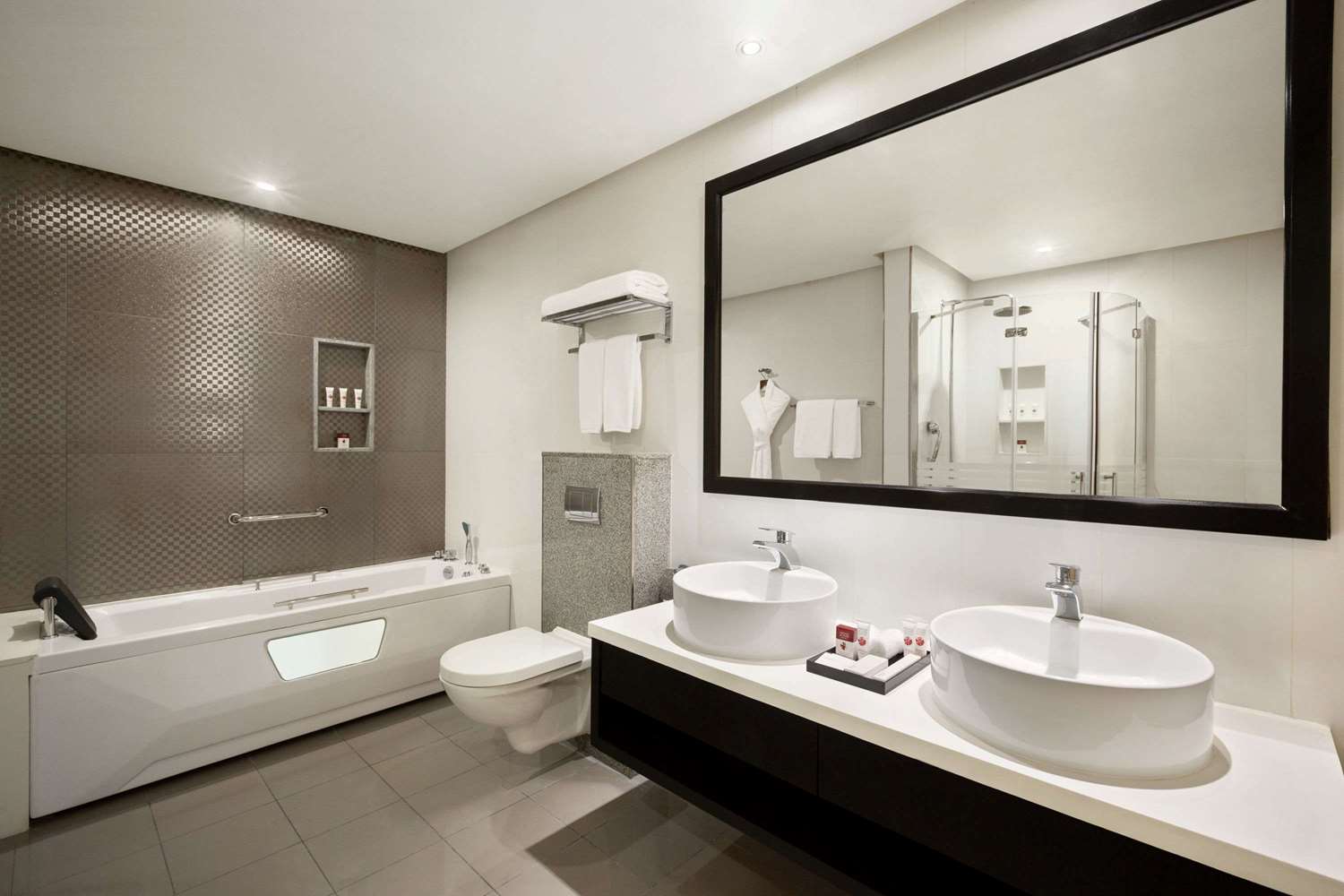 Wyndham Garden Manama 58/62