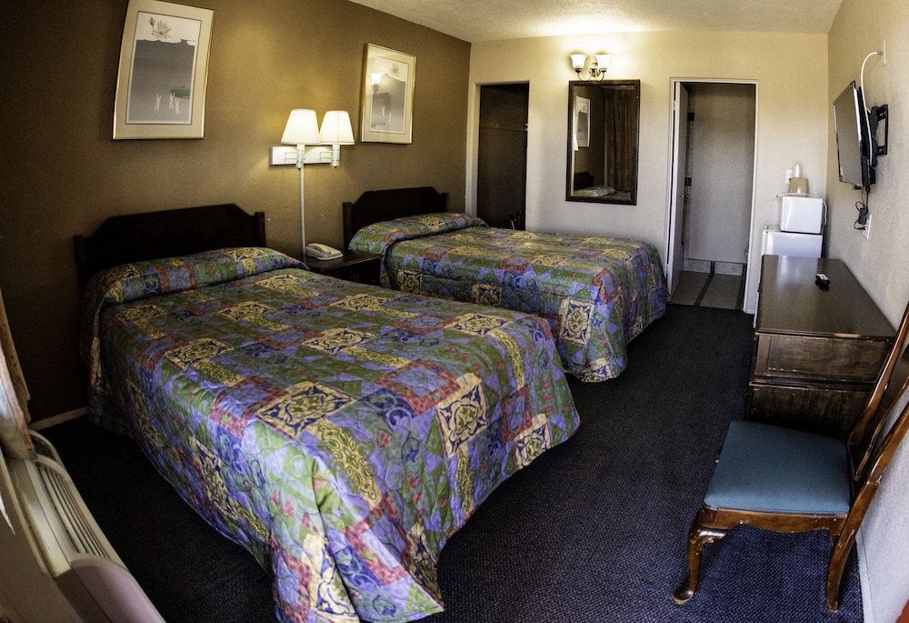 Budget Inn 9/38