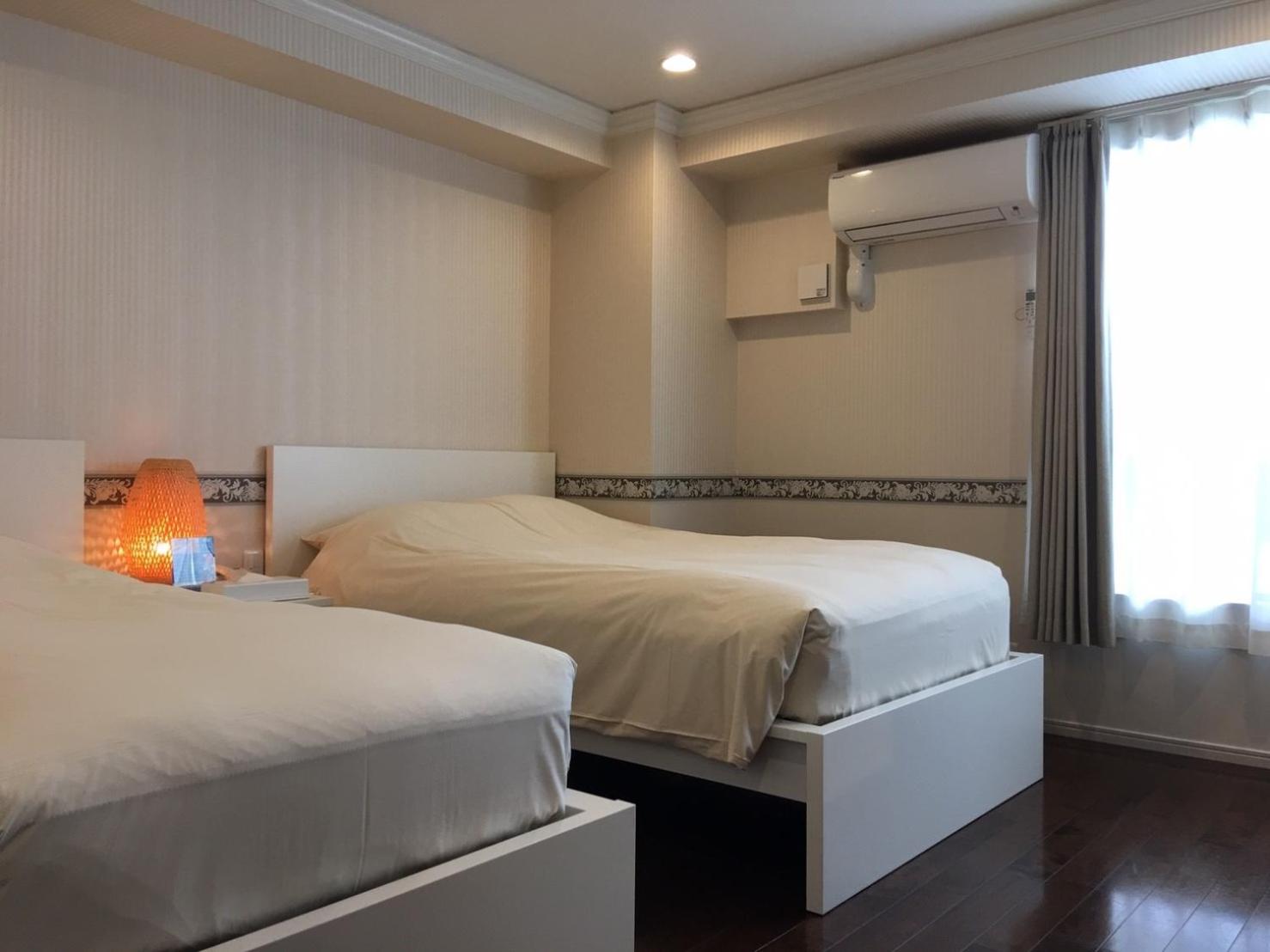 Semi Room, Deluxe, Twin Beds, 1 Double and 1 Single Bed