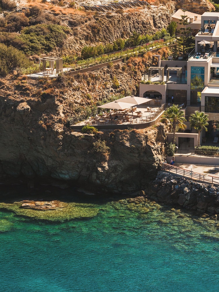 Castello Infinity Suites - Adults Only 153/158