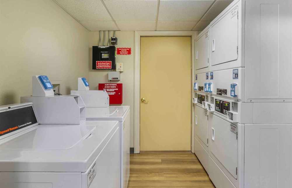 Extended Stay America - Boston - Westborough - Computer Dr. 15/38