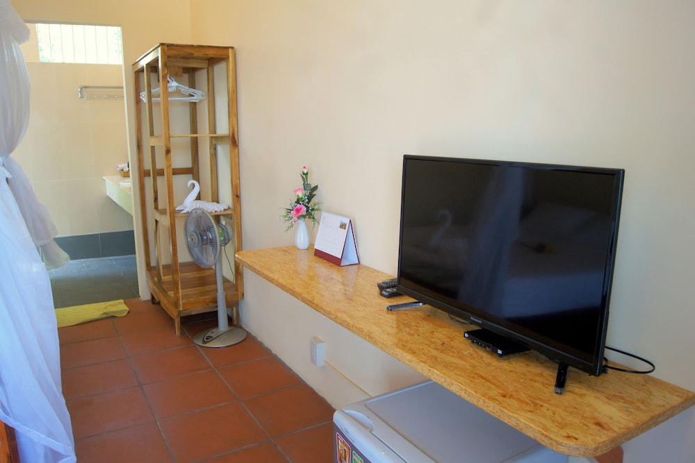 Gold Sand Beach Bungalow 20/41