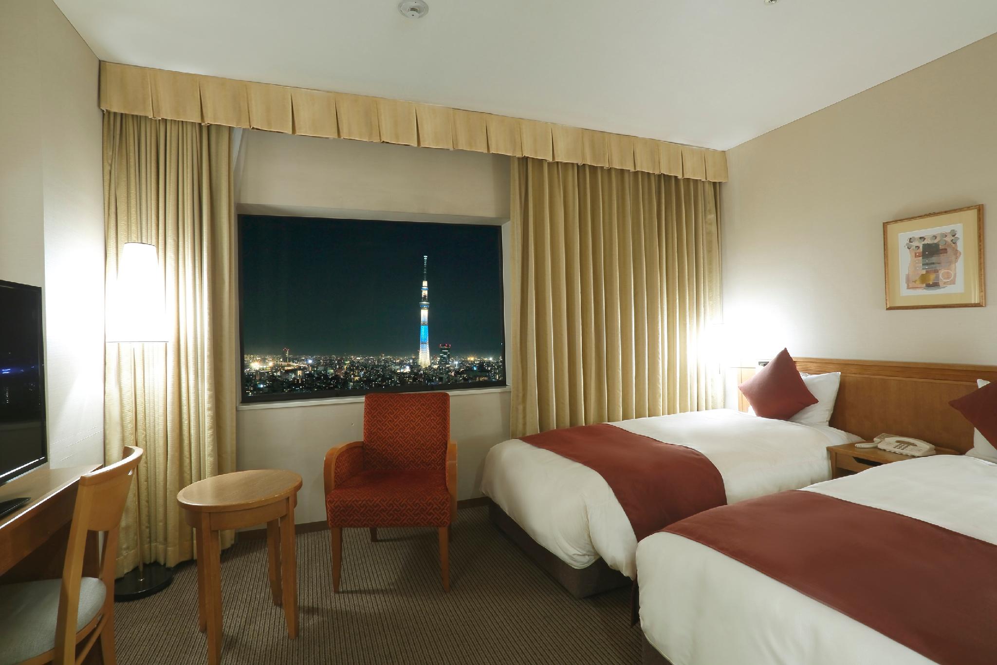 Premium, Twin Beds, Sky Side View