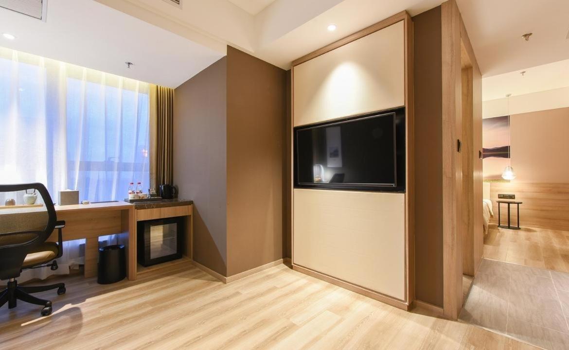 Atour Hotel Shengyang Youth Street Jinlang 64/74