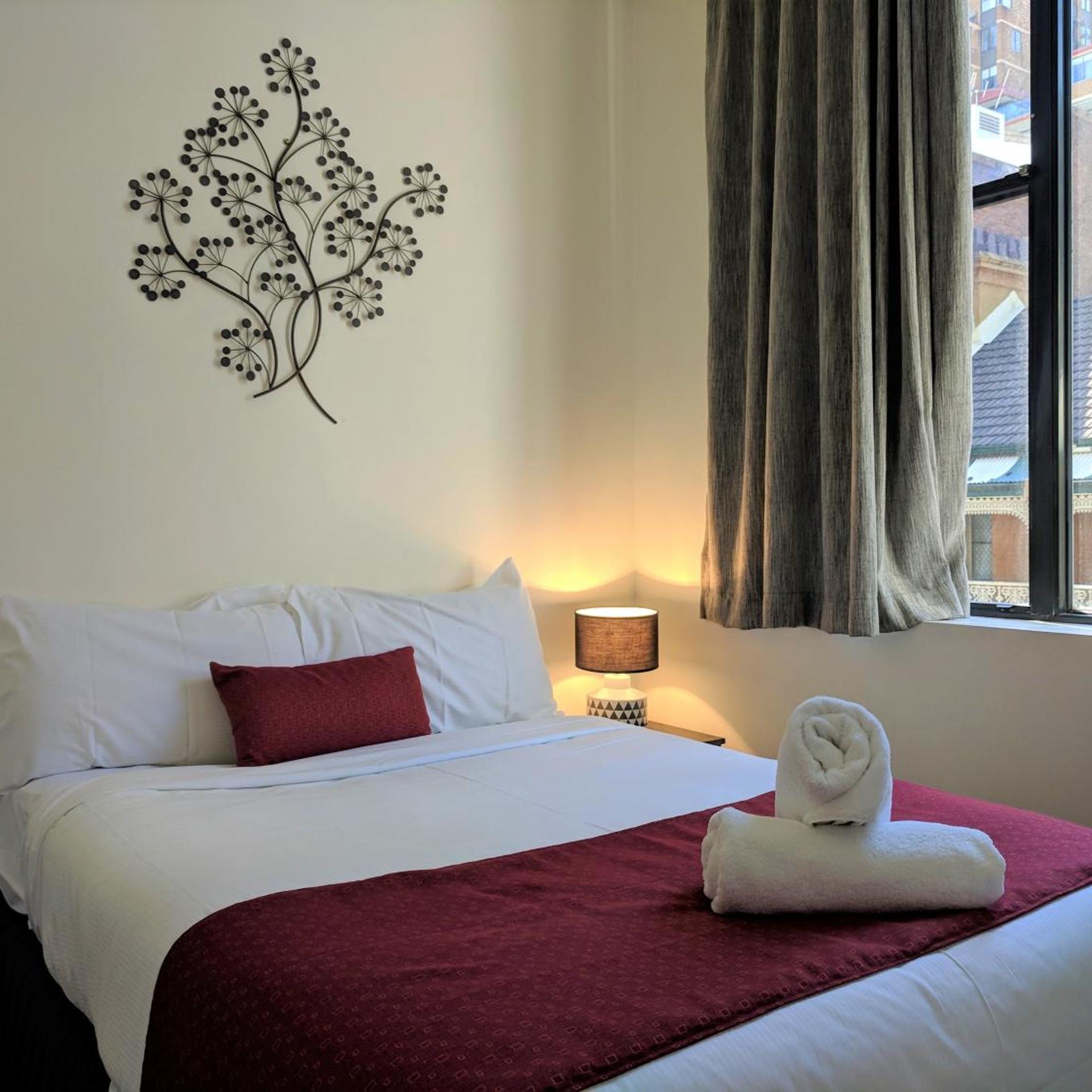 2 Bedrooms, Junior, Apartment