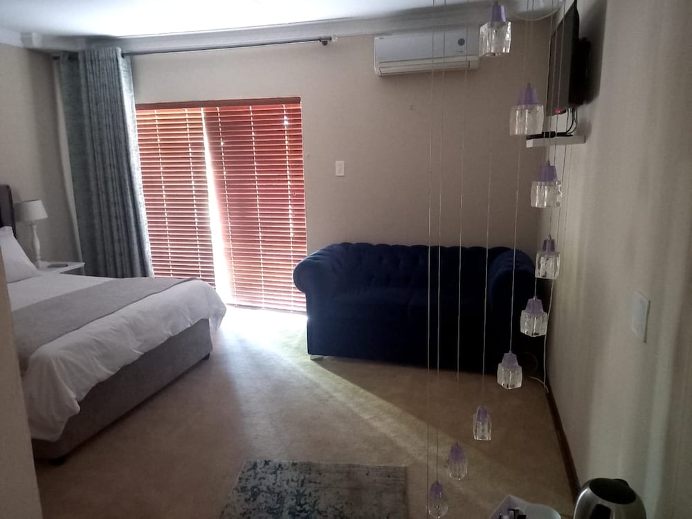 The Hills Guest House 10/50