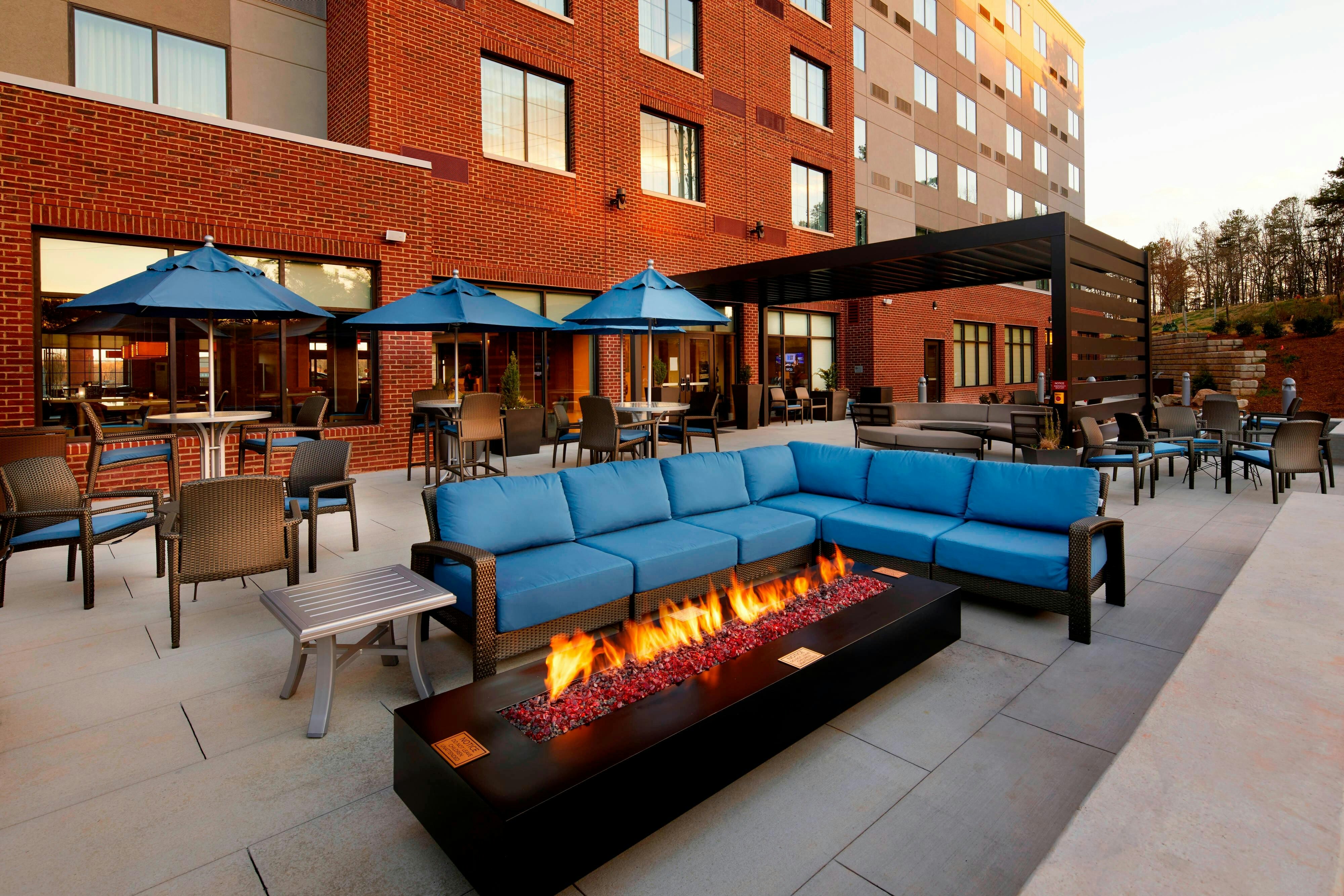 COURTYARD CHARLOTTE FORT MILL, SC 27/53