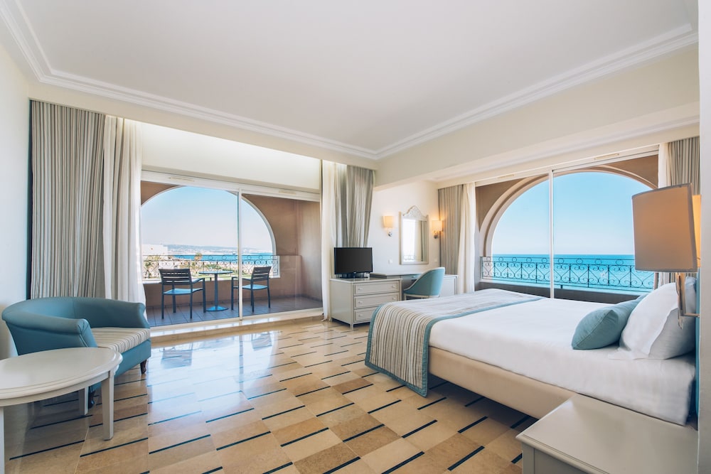Iberostar Waves Averroes 24/66