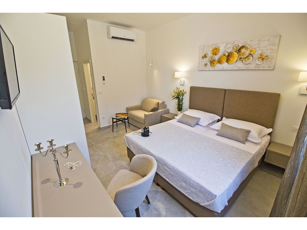 Luxury Rooms Pino 12/50