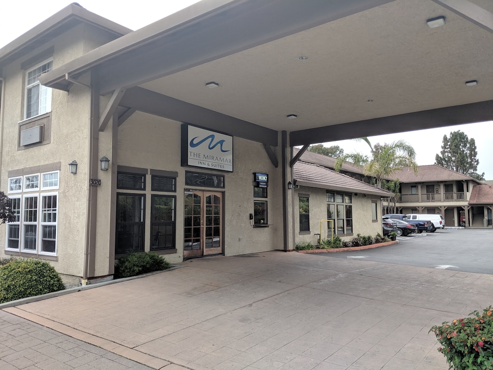 The Miramar Inn and Suites 3/50