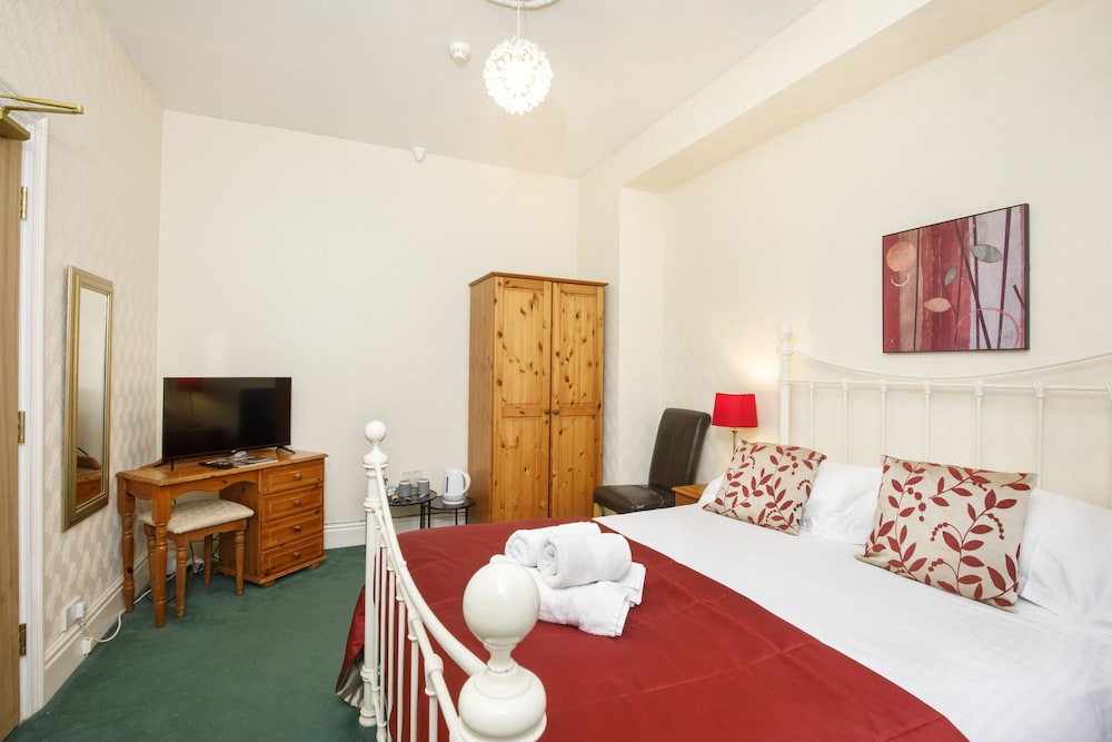St Mary's Guest House 15/50