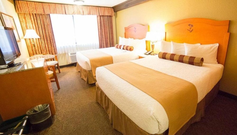ROOM, 2 QUEEN BEDS