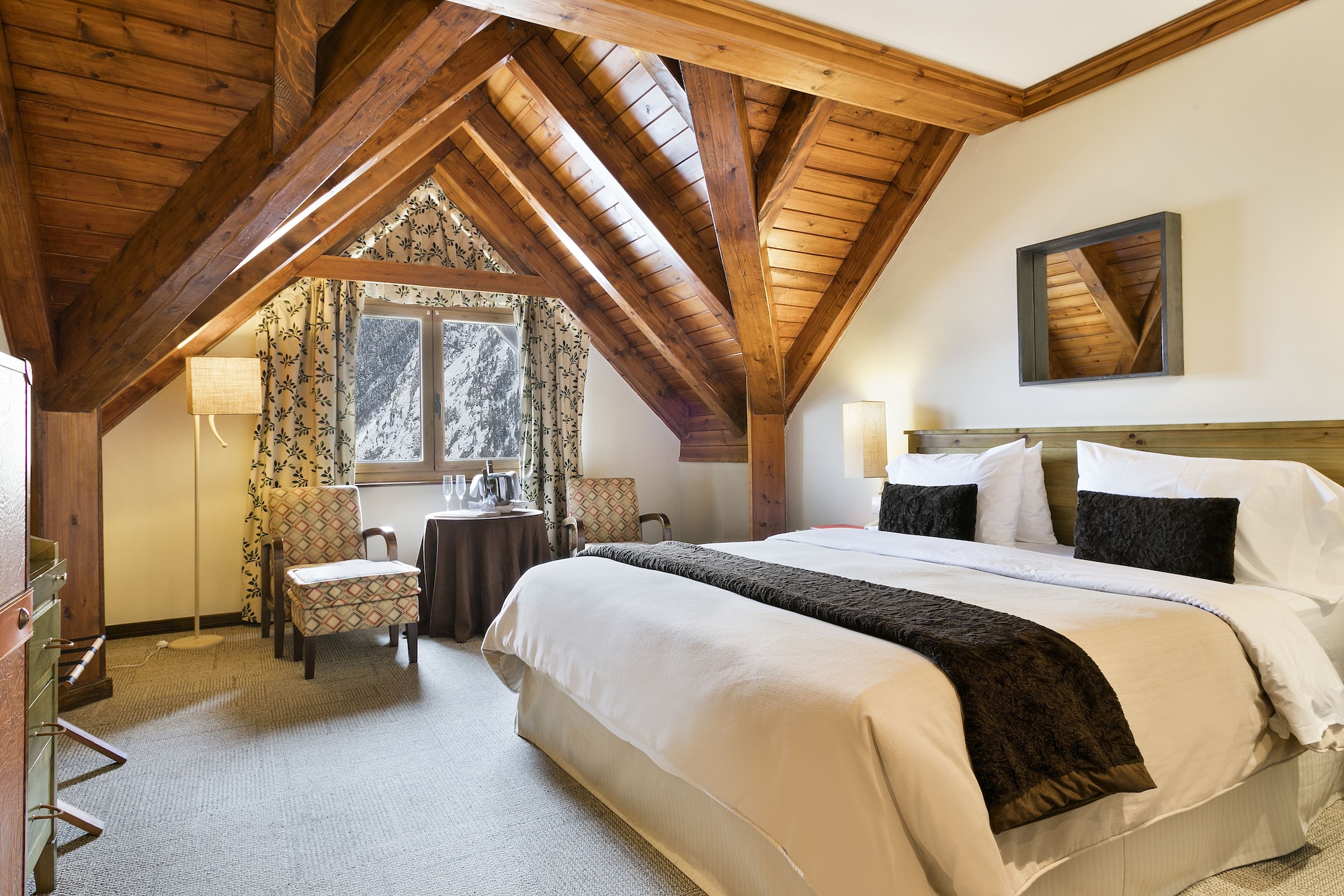 Presidential, Suite, 3 Beds, Valley View