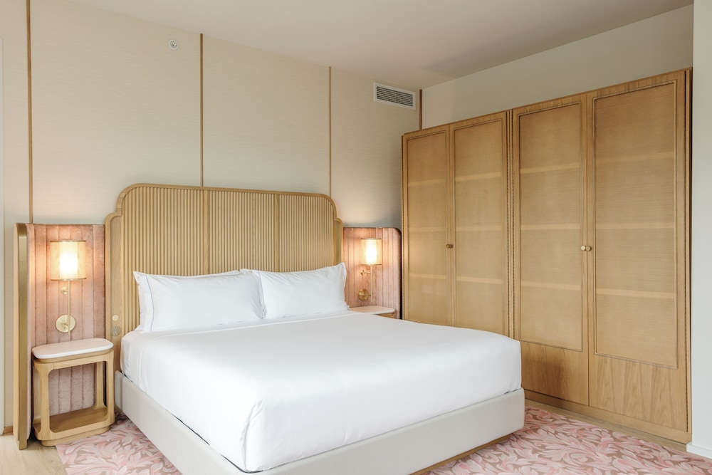 ABERCORN, SUITE, TERRACE