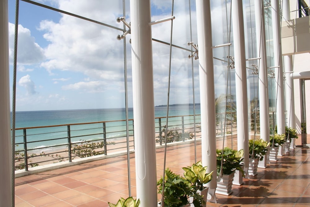 Chateau Beach Resort 3/78