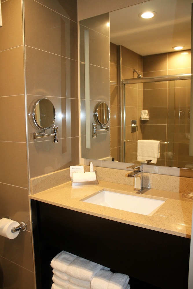 Best Western Premier NYC Gateway Hotel 18/41