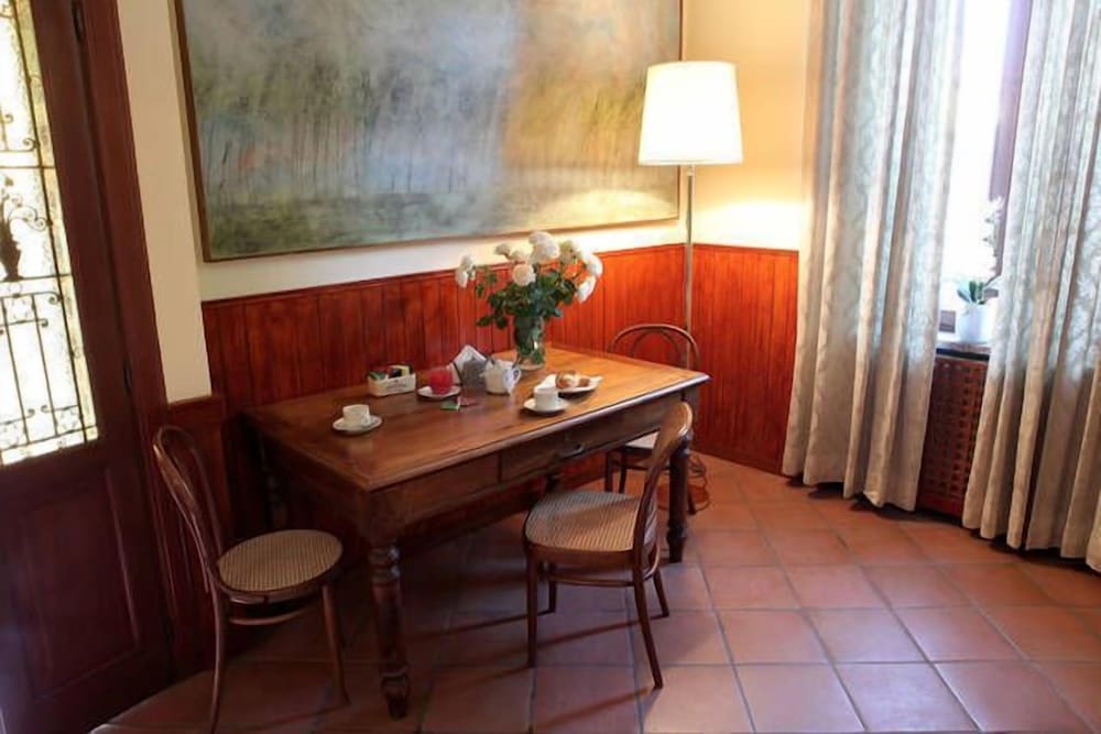 Hotel Cyrano 24/50