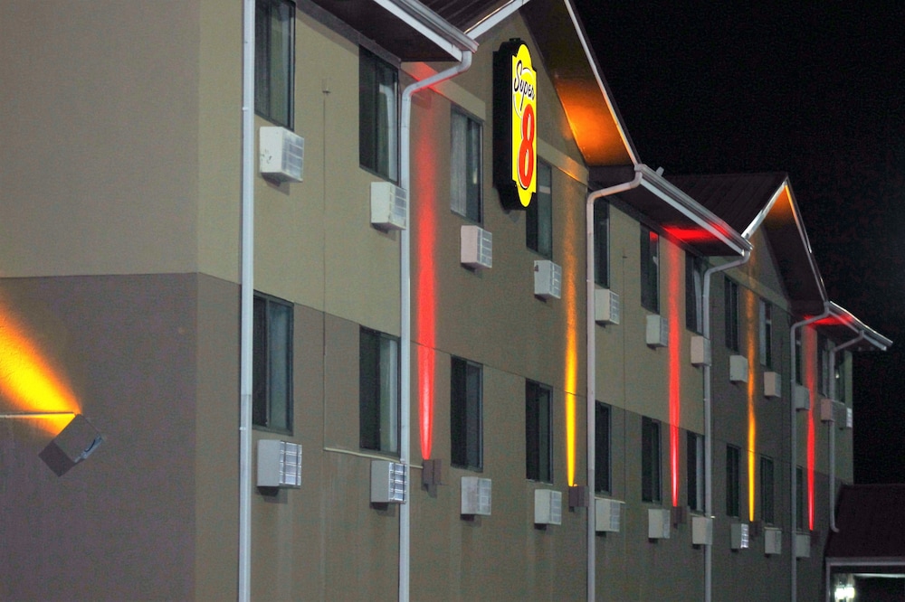 Super 8 by Wyndham Tuscaloosa 3/47