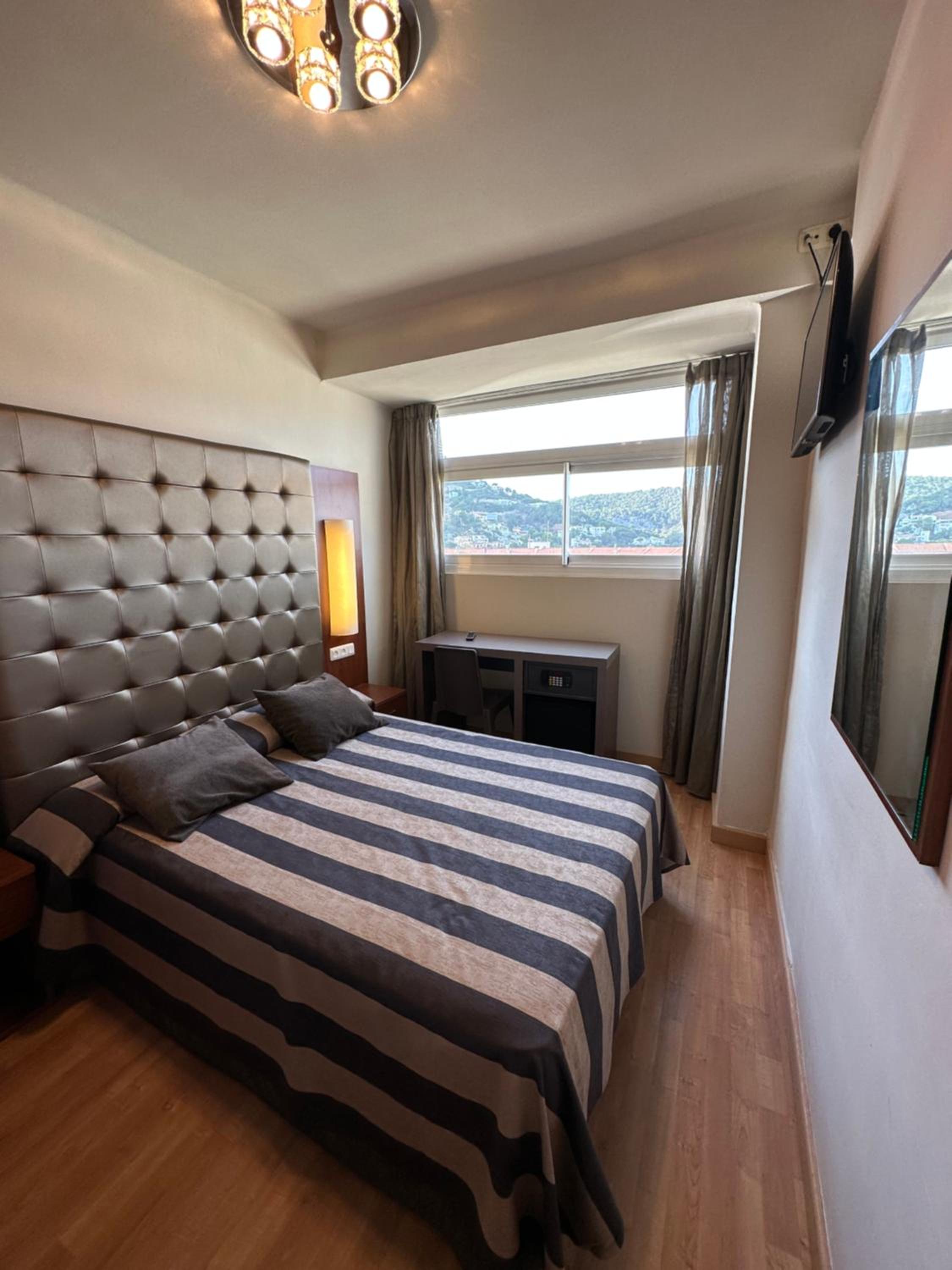 Small Double, No Terrace