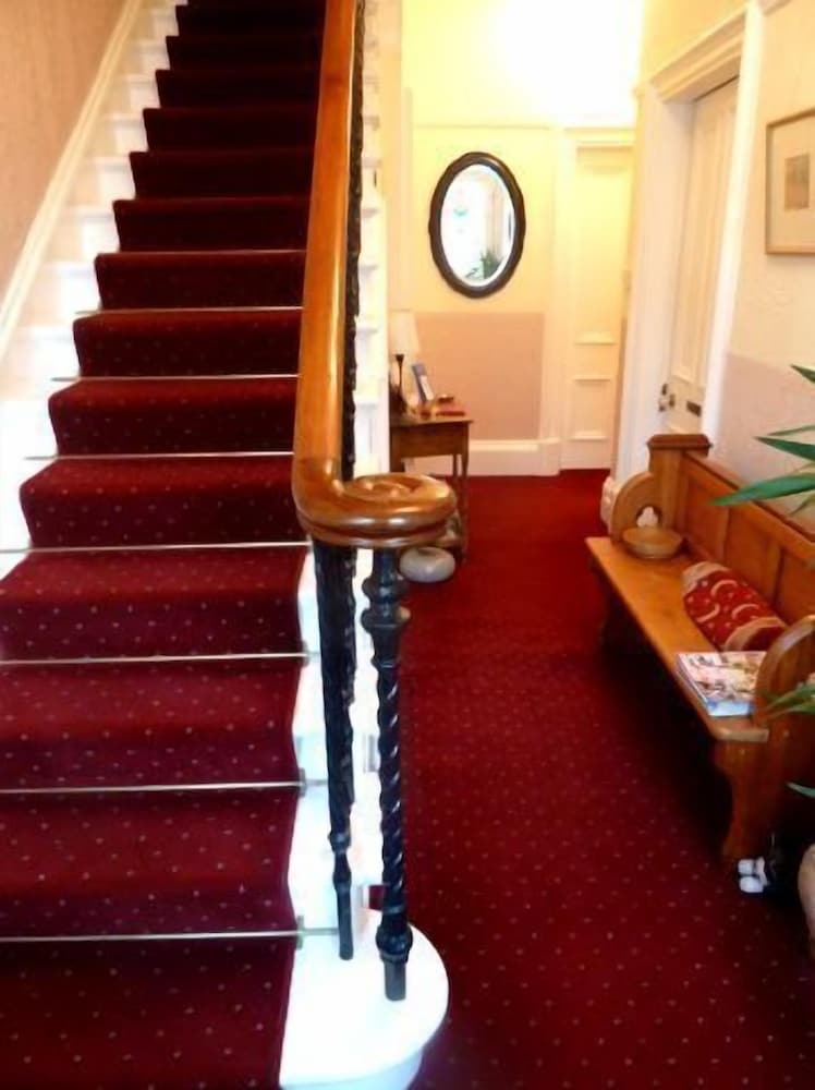 The Burnside Guest House 30/47