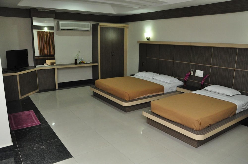 GREEN COCONUT RESORT 49/62