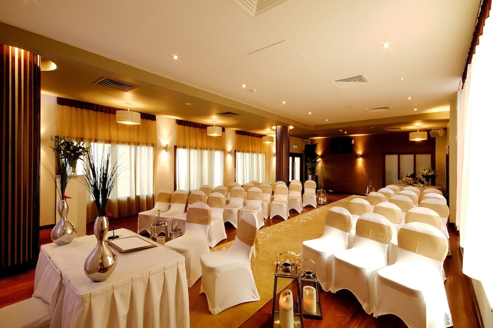 Carrigaline Court Hotel And Leisure Centre 30/41