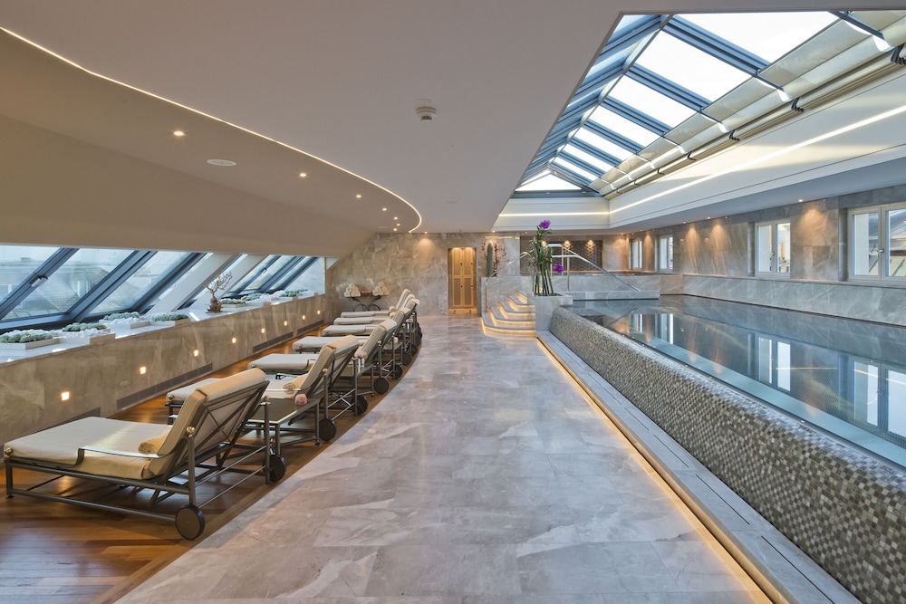 Four Seasons Hotel Des Bergues Geneva 50/83
