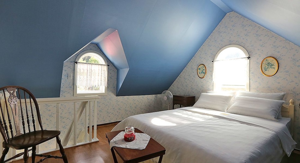 Kismet Cottage 7/26