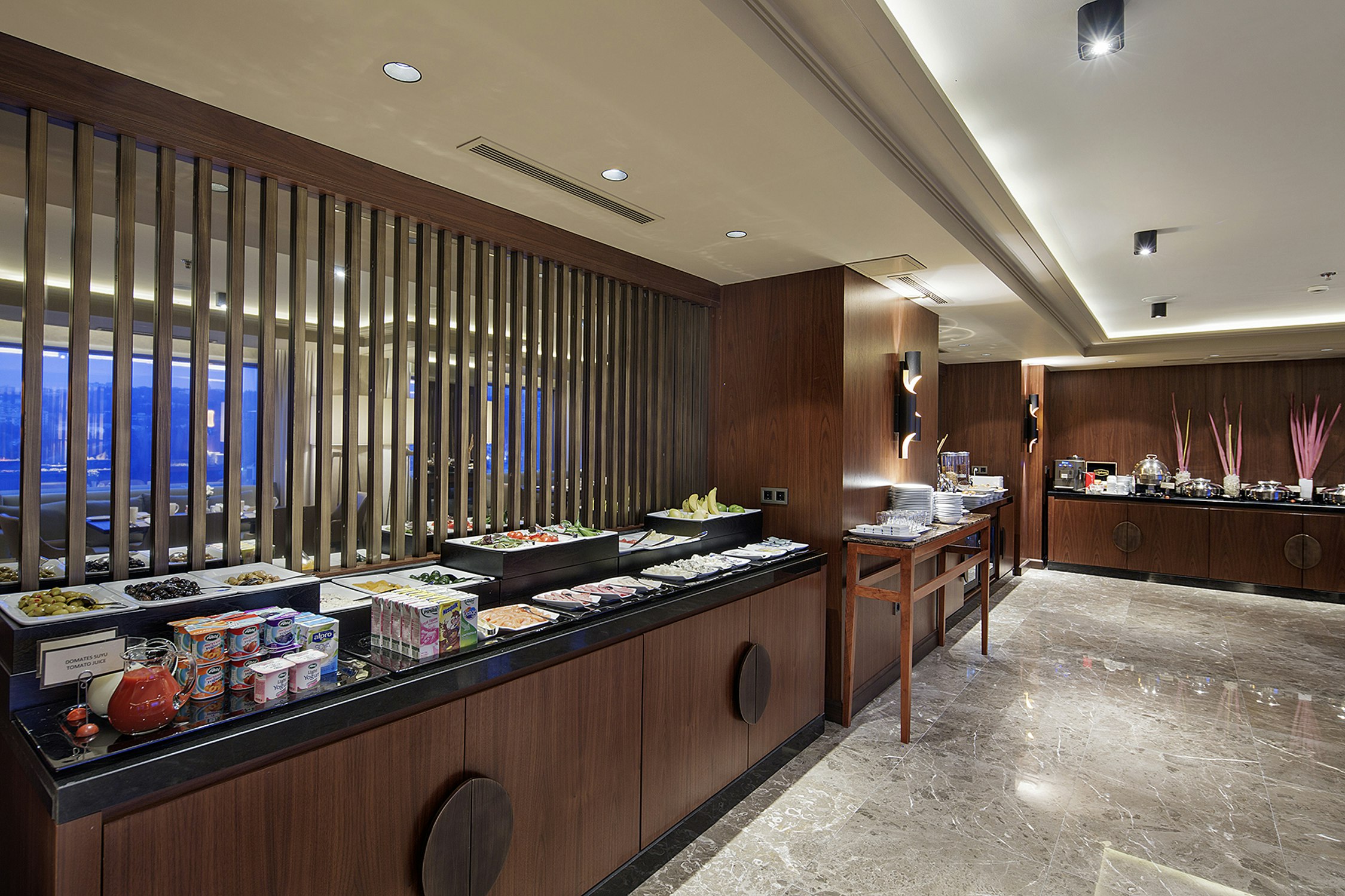 Ankara Hilton SA 8/50