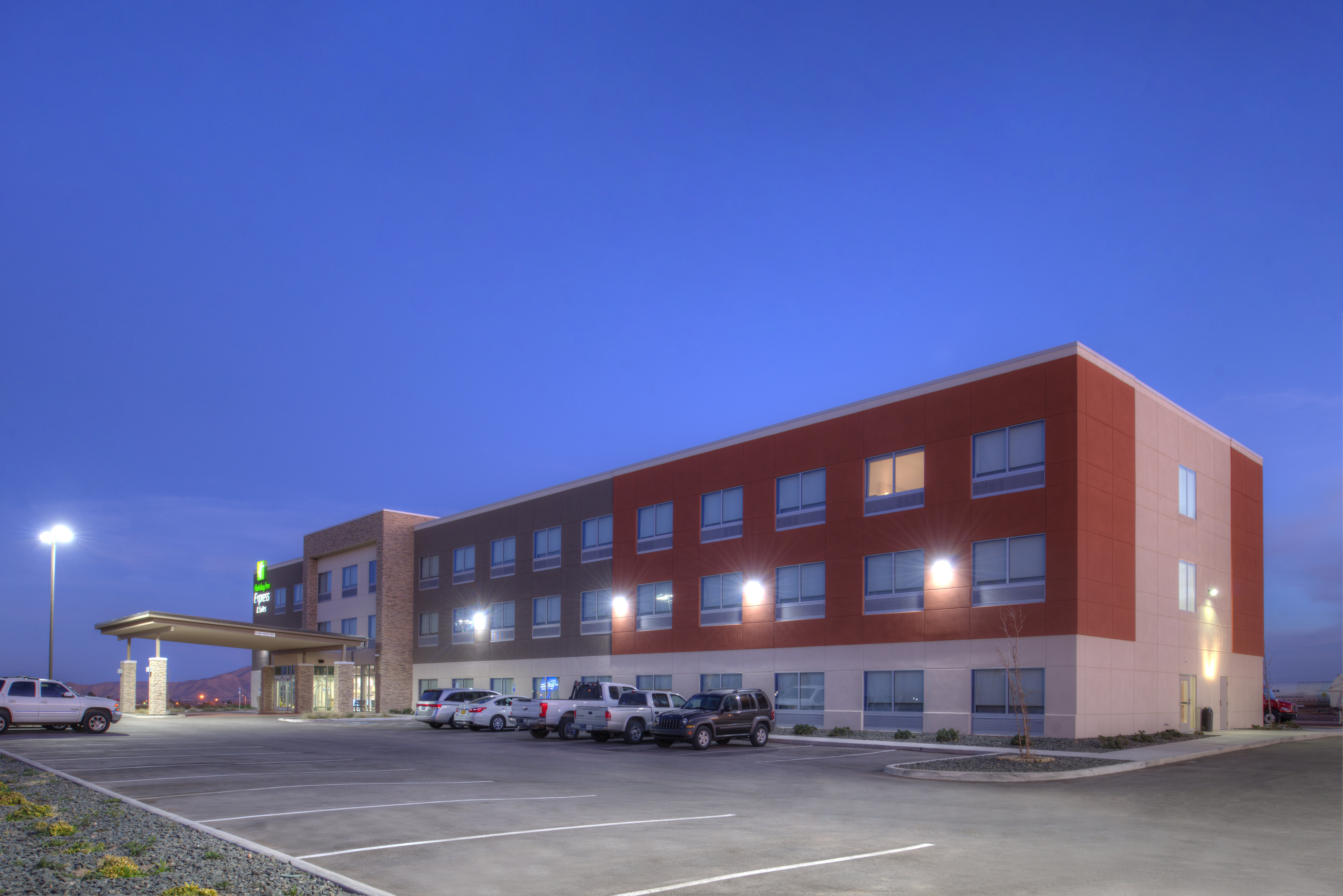 HOLIDAY INN EXPRESS & SUITES VAN HORN 55/65