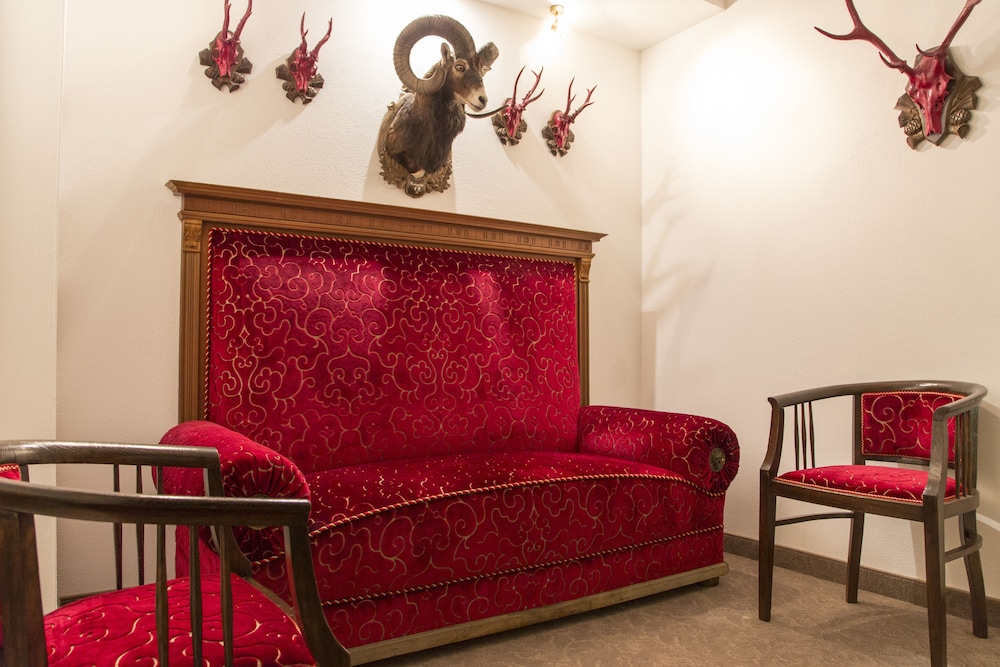 Am Dorfplatz Suites - Adults Only 8/48