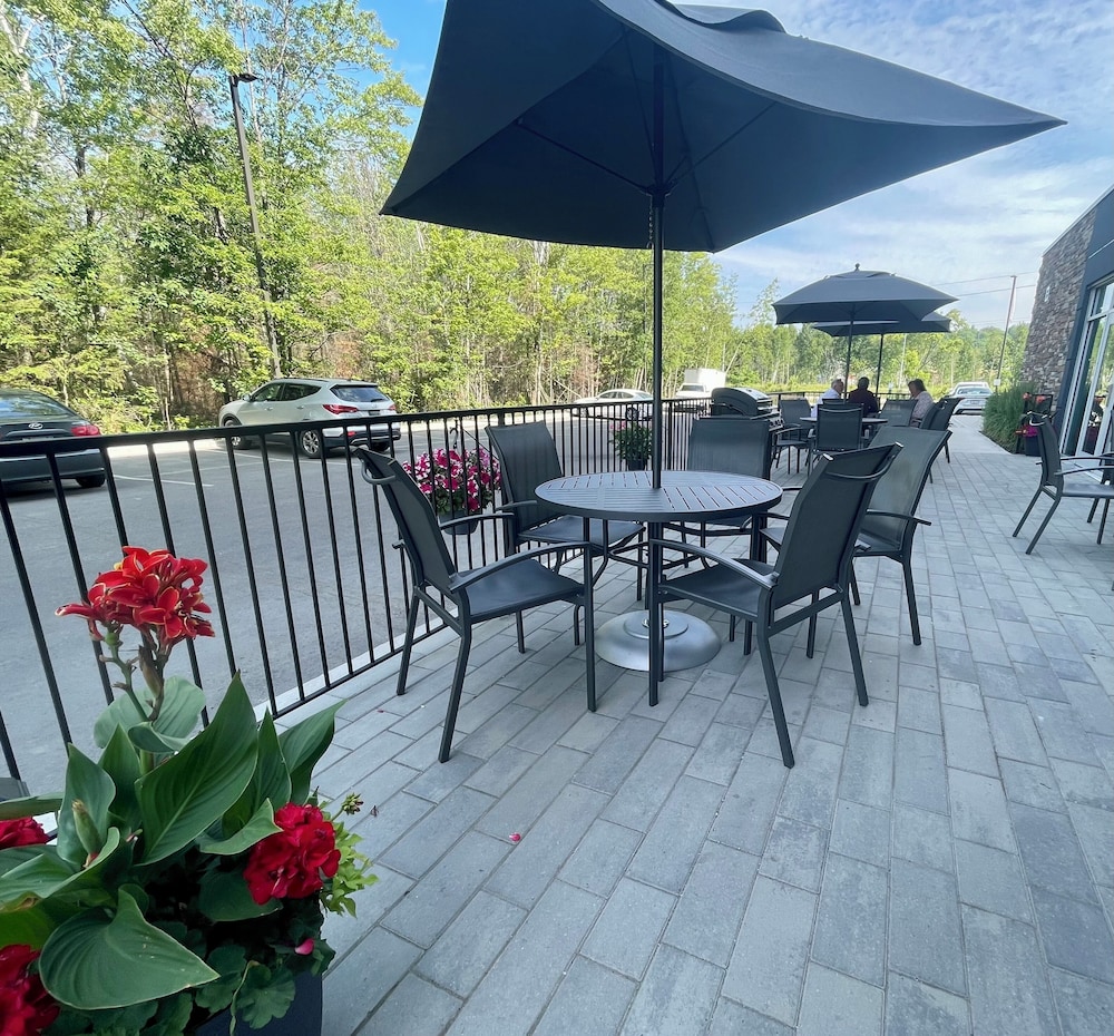 Fairfield Inn & Suites by Marriott North Bay 31/50