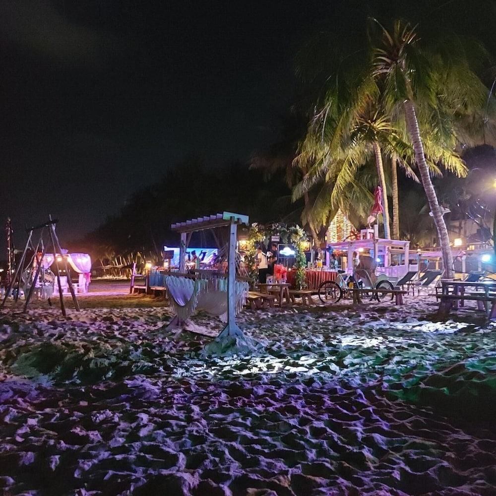 Victoria Phu Quoc Hotel 49/53