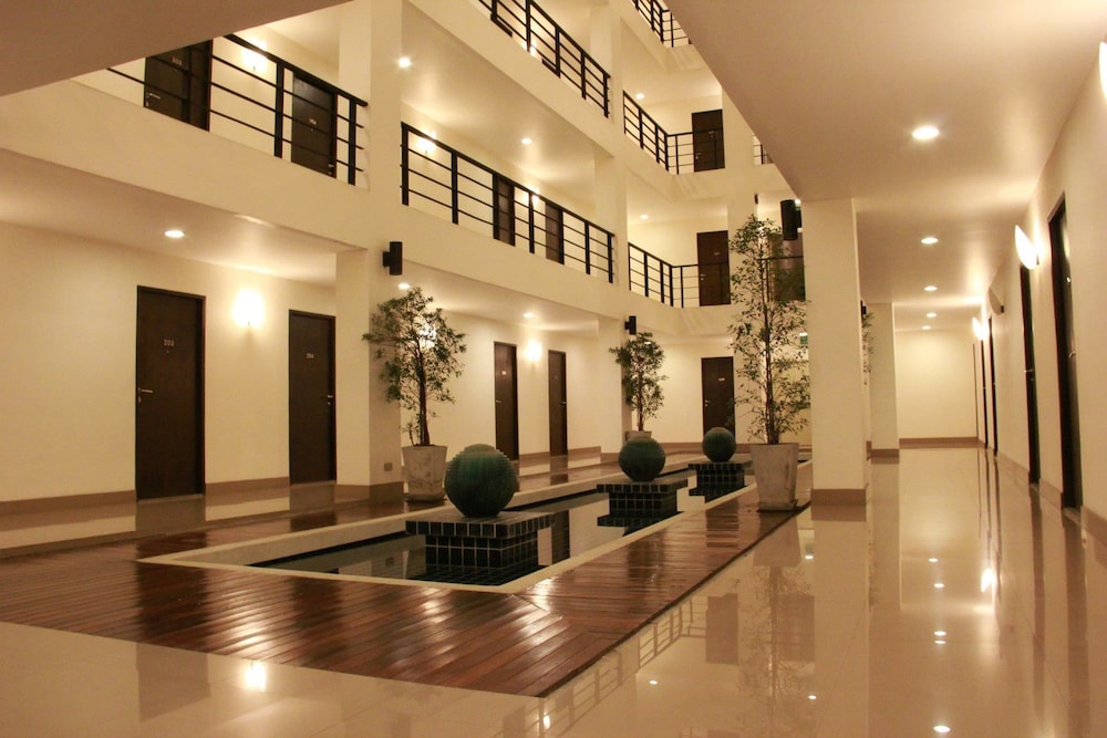 The Atrium Ratchada 13 13/30